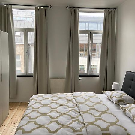 Modern Apartment Third Floor Bruxelles Eksteriør billede